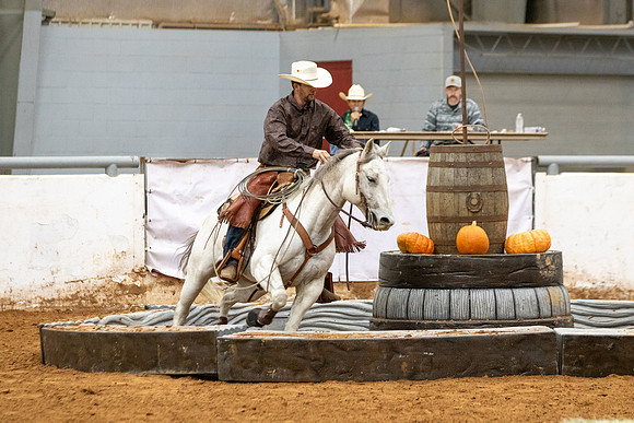 Int&FuturityR1-146