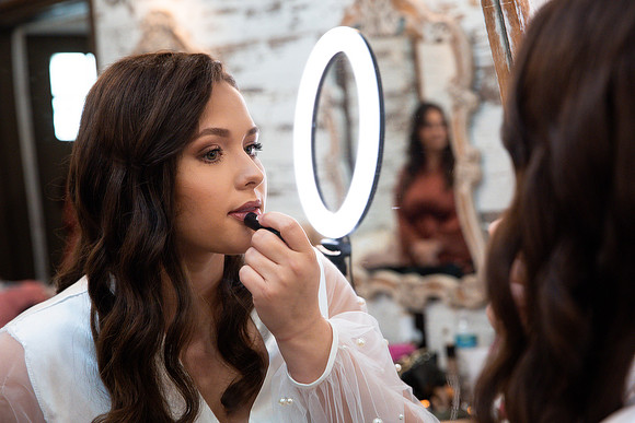 2-Bridesmaids-Getting-Ready-55