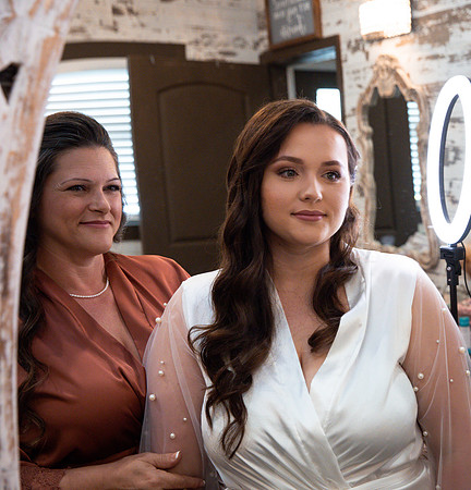 2-Bridesmaids-Getting-Ready-56