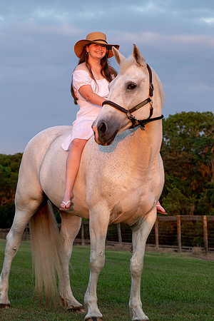 Olivia-0095