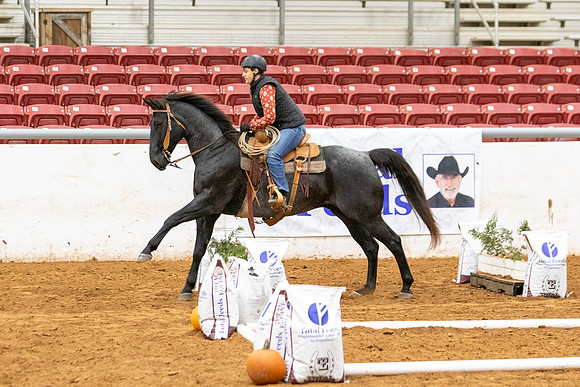 Int&FuturityR1-251